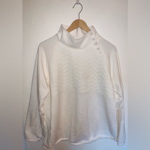 St.  John’s Bay pullover size XL. In like new condition